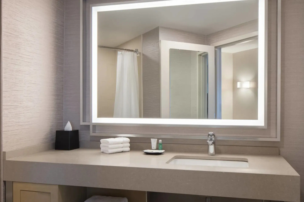 The Westin Kansas City at Crown Center
