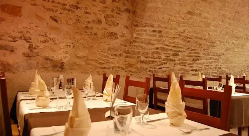 Hotel du Donjon