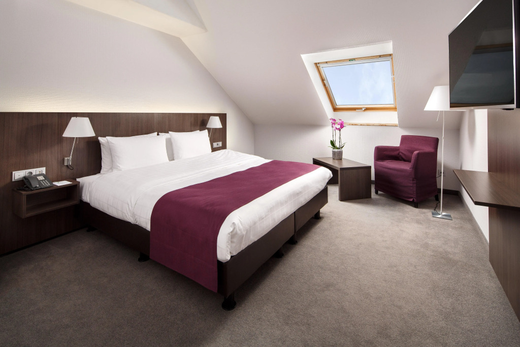 Holiday Inn Dusseldorf - Hafen