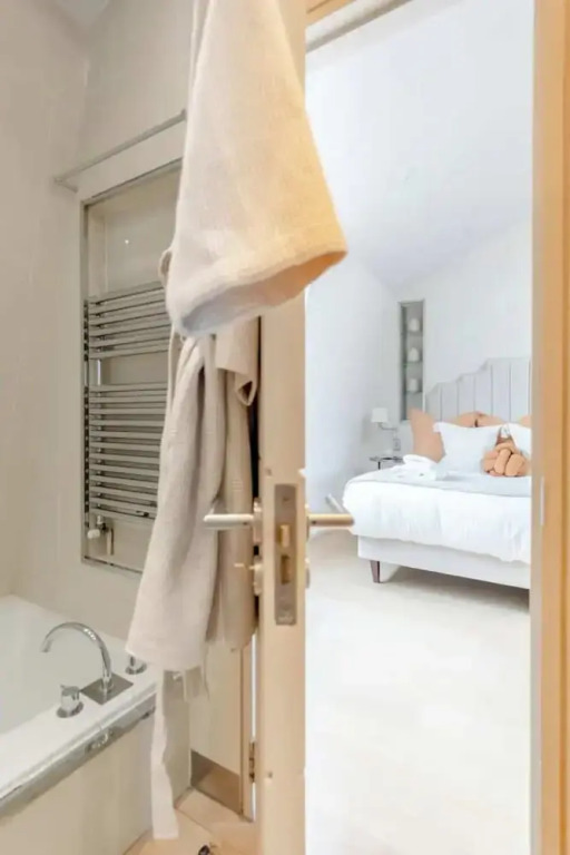 Stylish 1BD Flat 5 Mins to Harrods- Knightsbridge