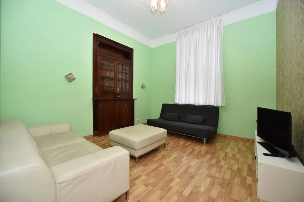 Bergus Apartments Near Admiralteyskaya
