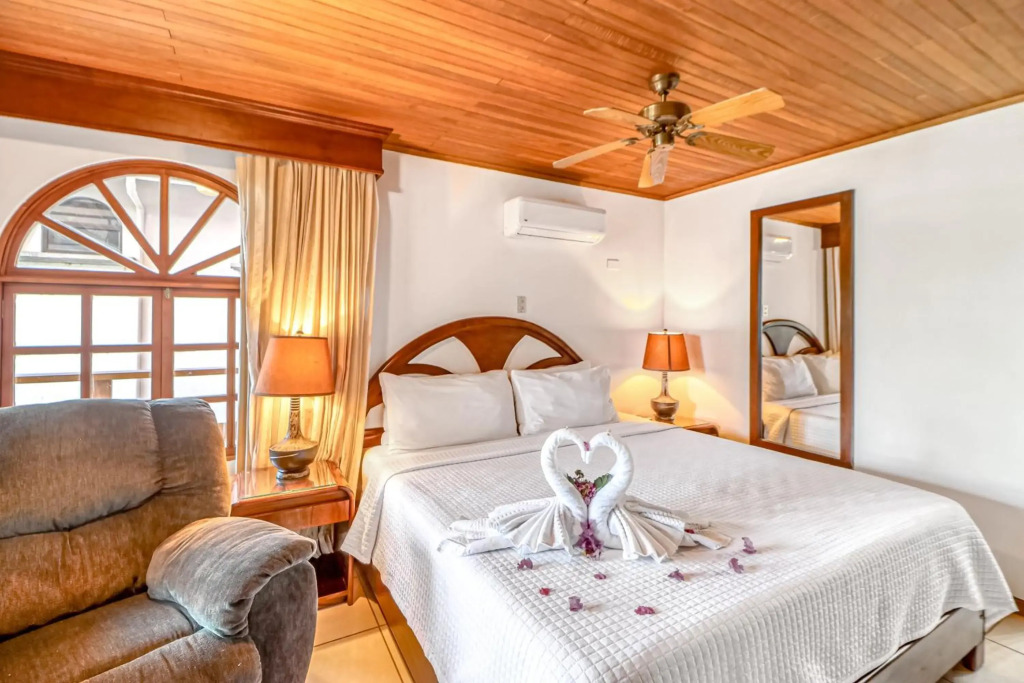Flamingo Marina Resort 413