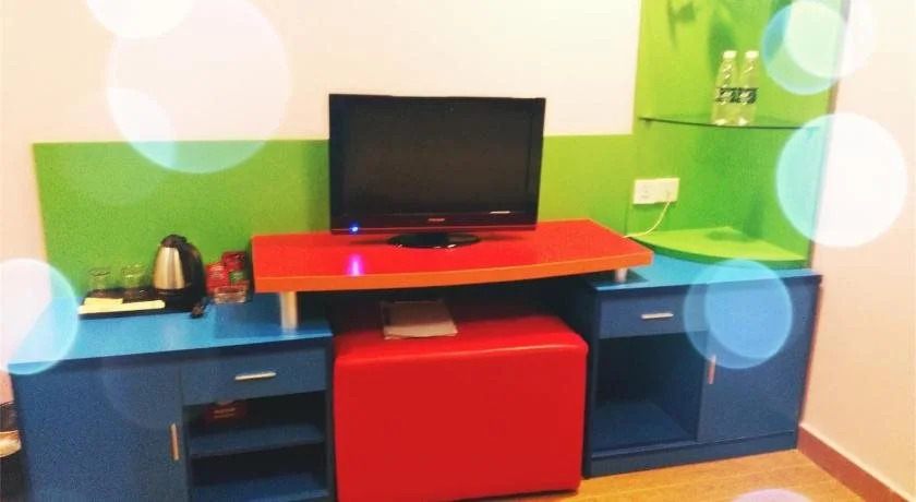 e Home Hotel Nanzhou Railway Staion