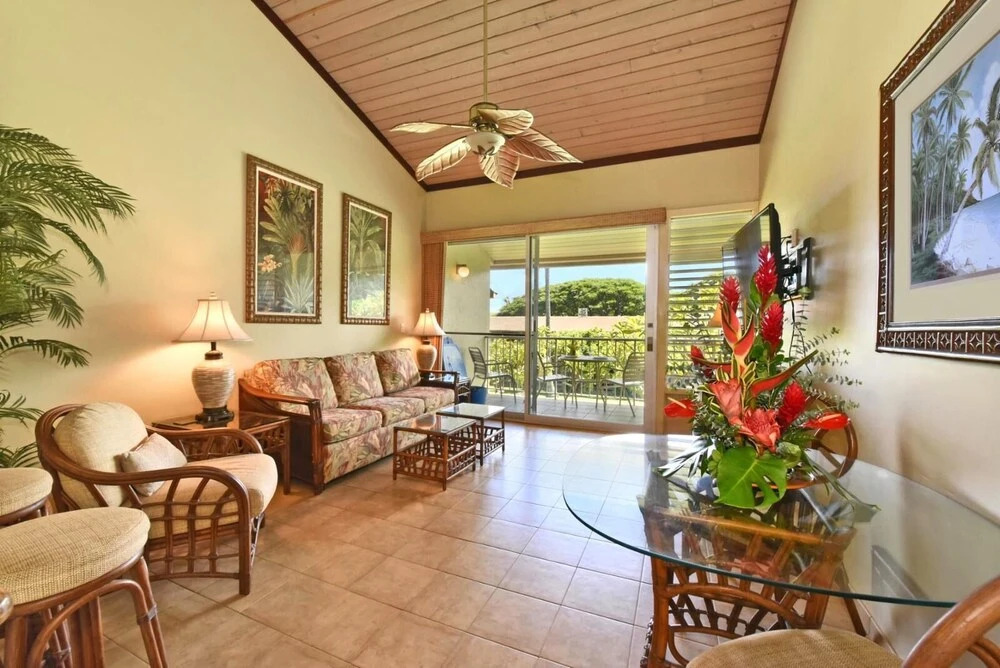 K B M Resorts- Nas-f248 Beautiful 1bd, Ocean-front, Easy Access, Steps to the Ocean!