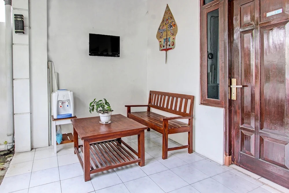 RedDoorz Gita Grha Prawirotaman