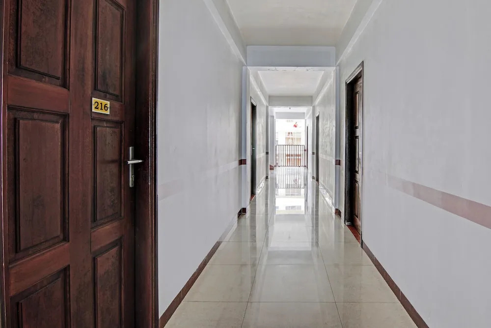 Hotel O Pondok Anggrek Syariah