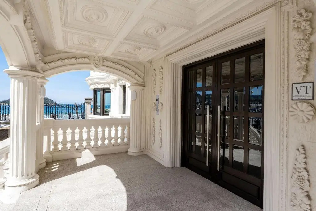 Belle Epoque on the Seafront