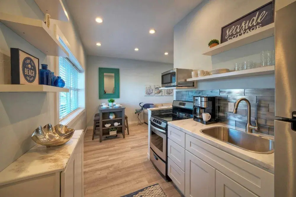 Beach Boardwalk Access, 2 Pools, Pickleball/tennis Beach Bliss by Avantstay