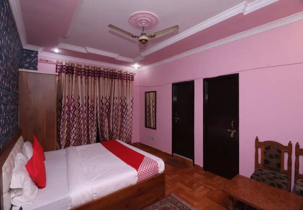 OYO 18875 Vindhyavasini Palace