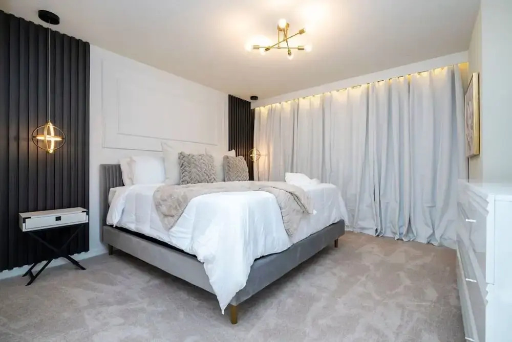 4458 Spacious 7BR Near Disney World