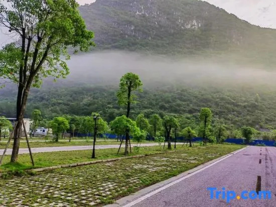 Huangyao Ancient Town RV Travel Homestay