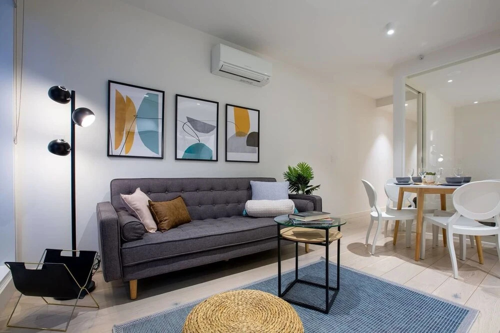 Stylish Luxurious Convenience At South Yarra Melbourne