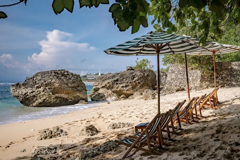 Santai by The Korowai Uluwatu