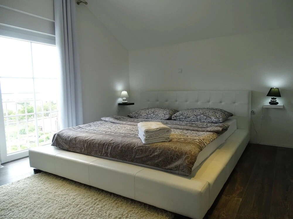 Holiday House Viktoria With Pool For 14 People