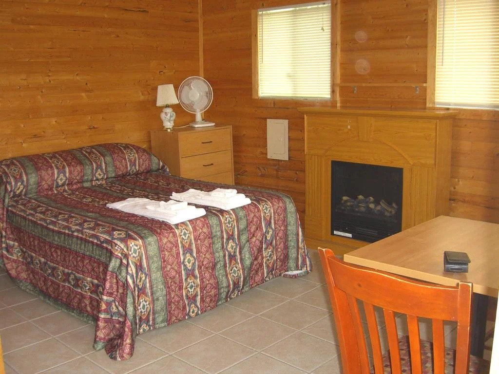 The Waterfront Motel