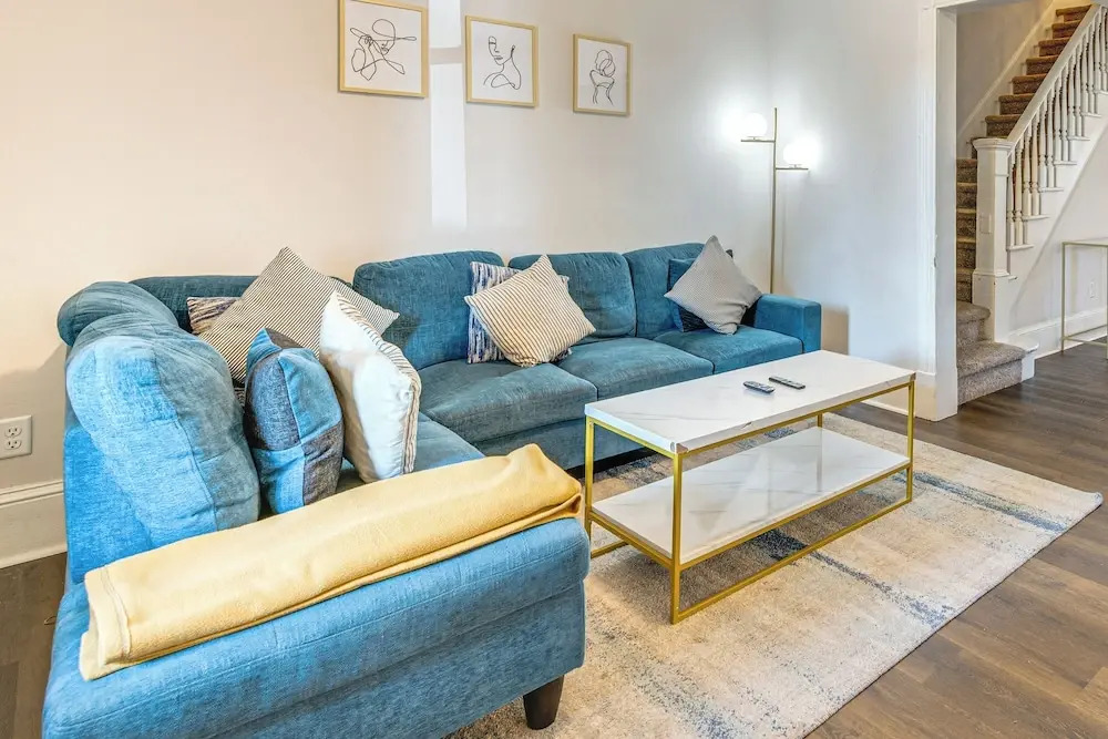 Shop & Dine: Central Stroudsburg Townhome!