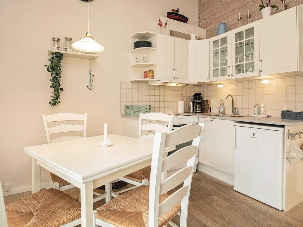 Cozy Holiday Home in Ã†rÃ¸skÃ¸bing near Sea