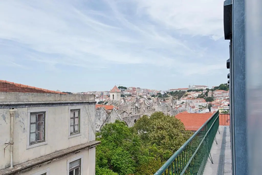 Libest Chiado 1 - Largo do Carmo