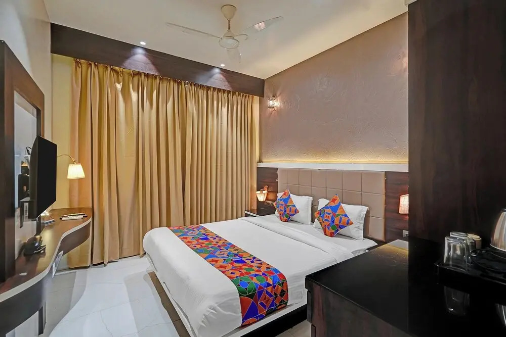 FabHotel KV