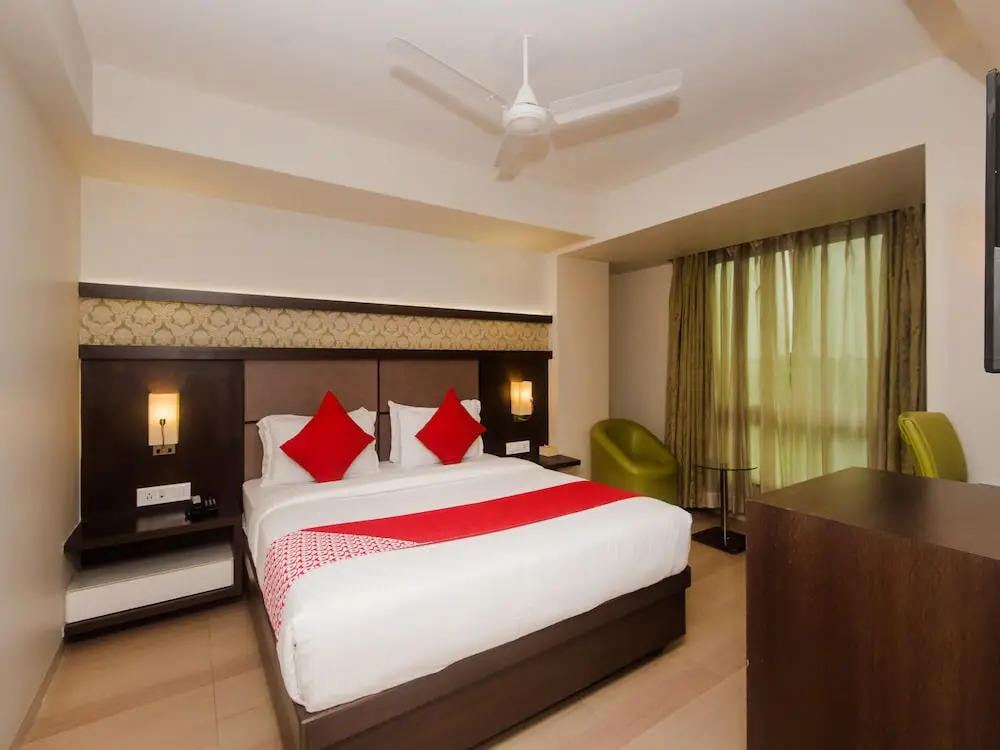 Capital O 16664 Hotel Vatika