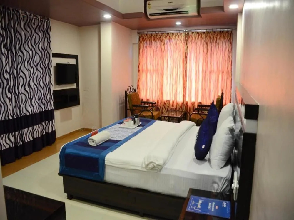 OYO Rooms Gold Valley Road Lonavala