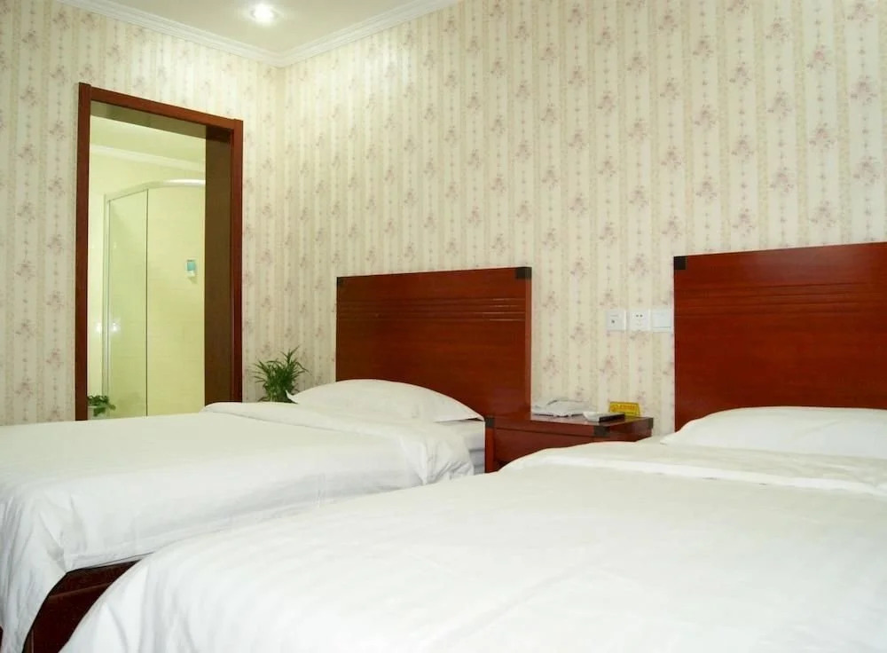 Jinbaichuan Hotel