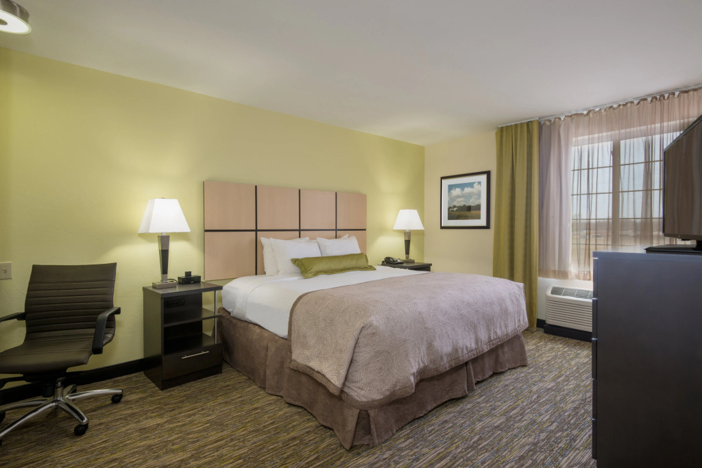 Candlewood Suites Del City by IHG