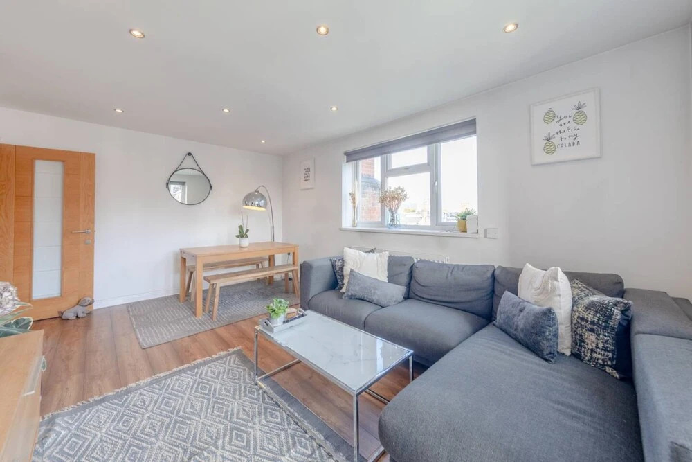 Modern 2 Bedroom Flat in Hoxton