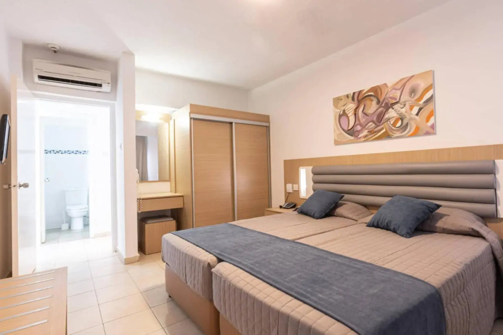 Vrissaki Hotel Apartments