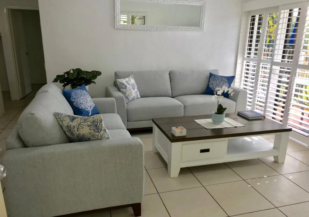 Noosa Boutique Apartments & Elkhorn Villas