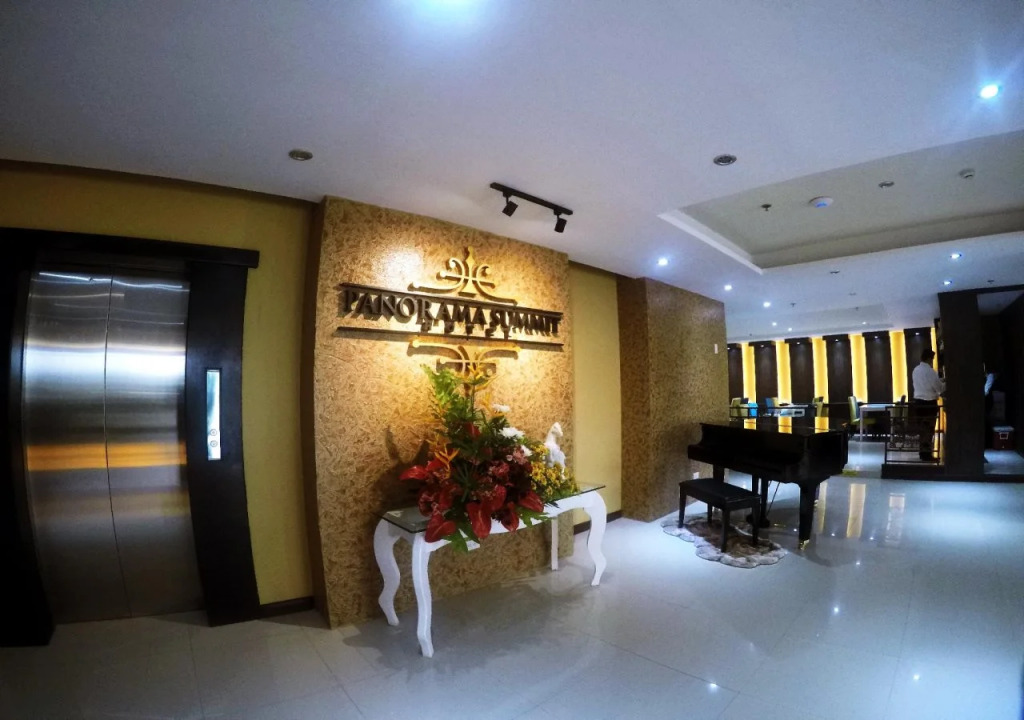 Panorama Summit Hotel