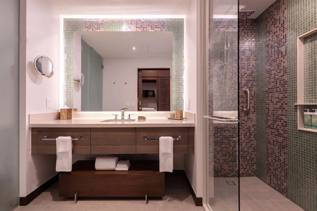Botanika Osa Peninsula, Curio Collection By Hilton