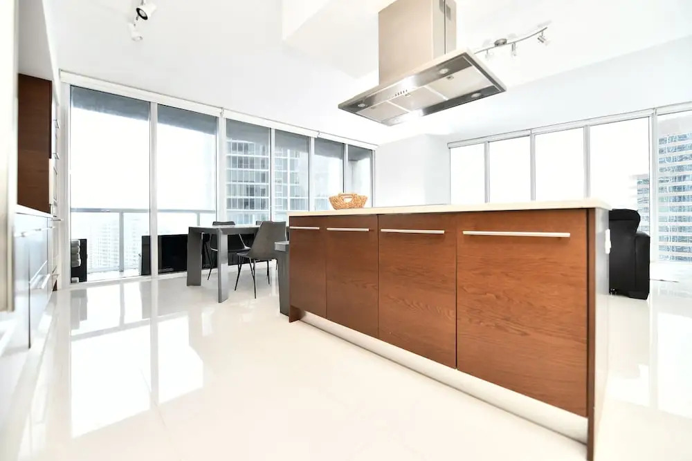 Miami World Rental - Iconbrickell 4810