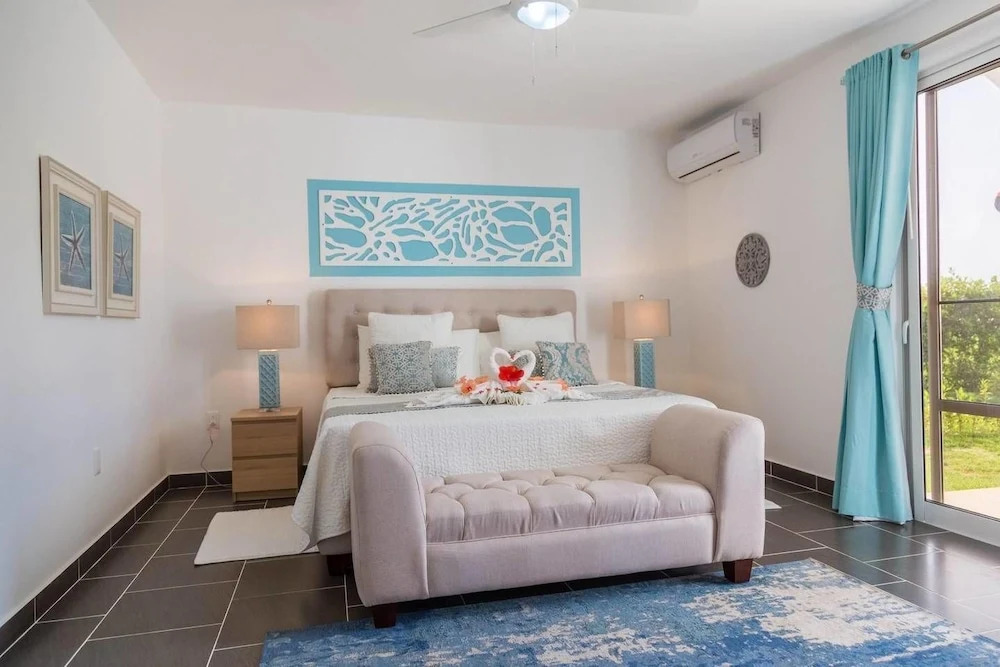 Spectacular Private 3 Bedroom Villa in Gated Community