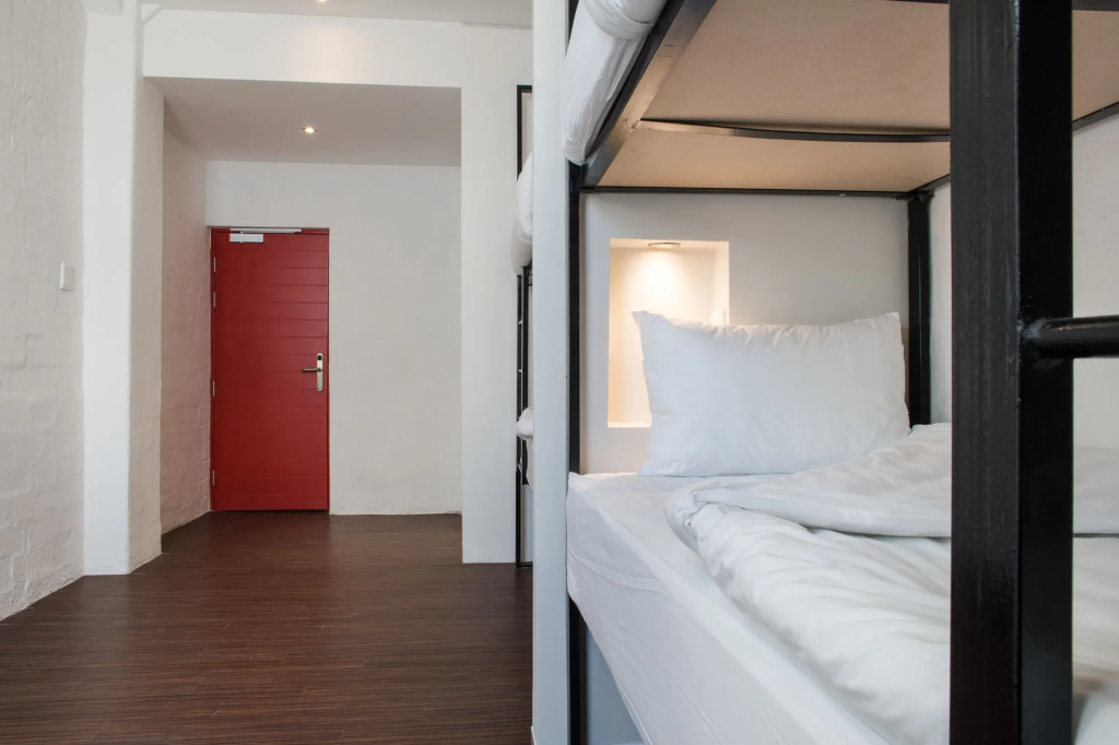 91 Loop Boutique Hostel