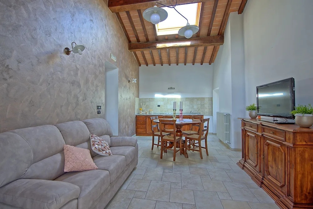 Inviting 15 Guests Villa