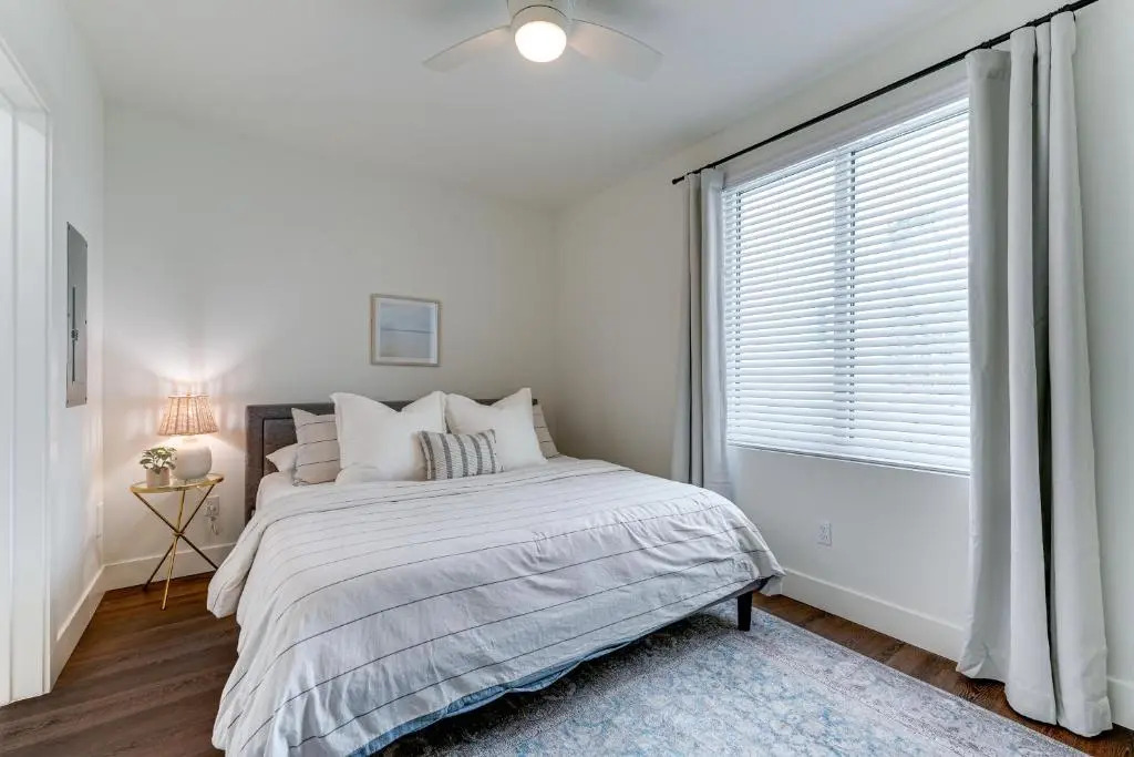 All-New, Waterfront Condo in Downtown Sarasota!