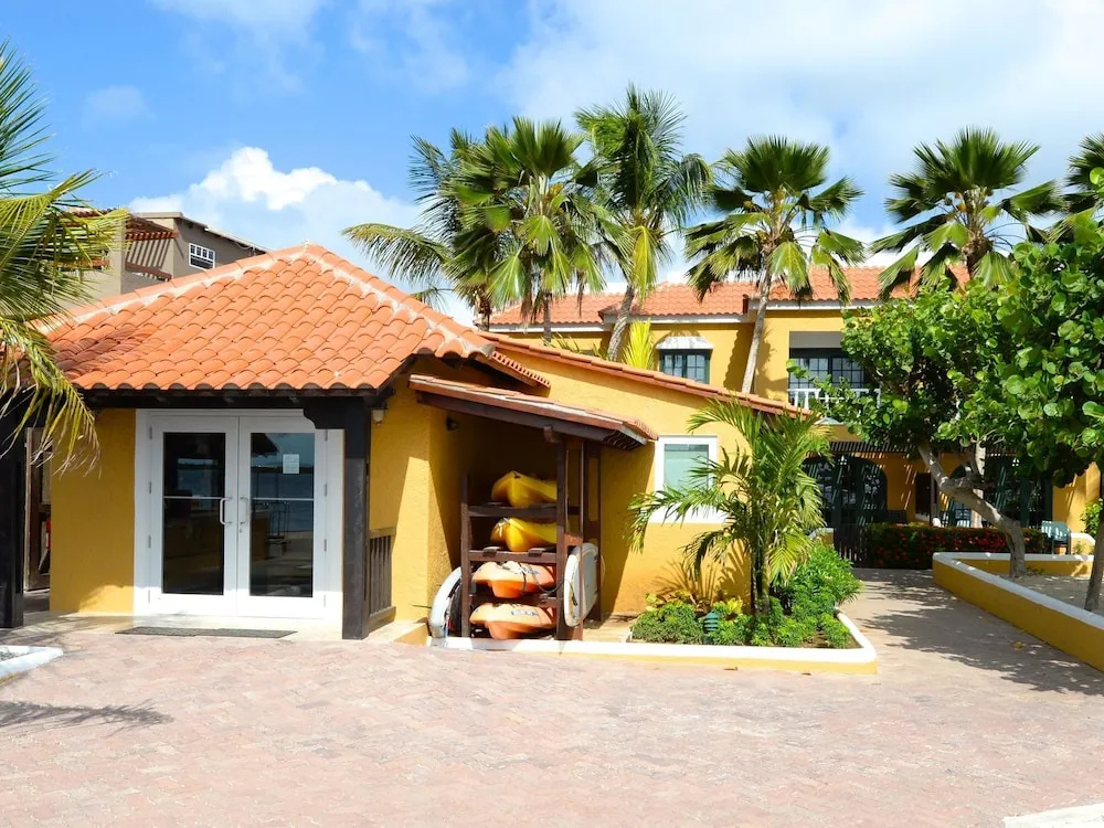 Magnificent Holiday Home in Kralendijk With Terrace