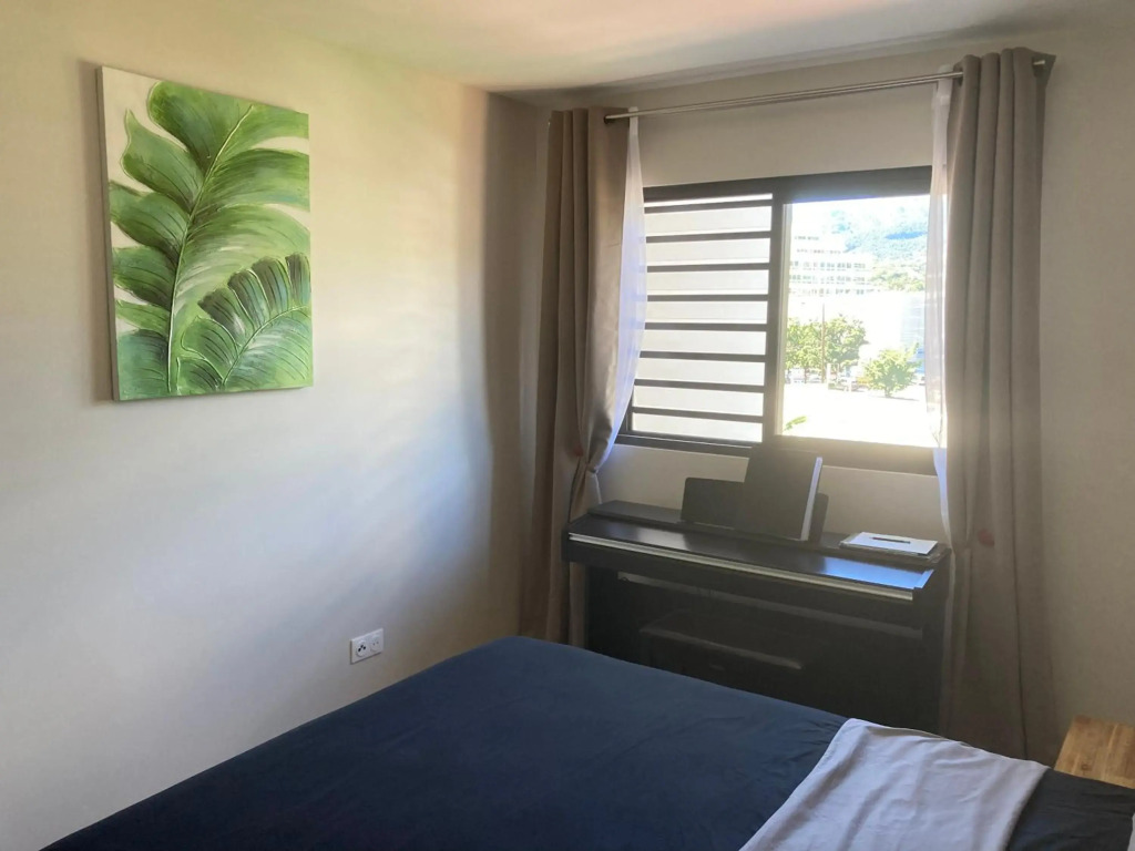 Standing Residence Tevai