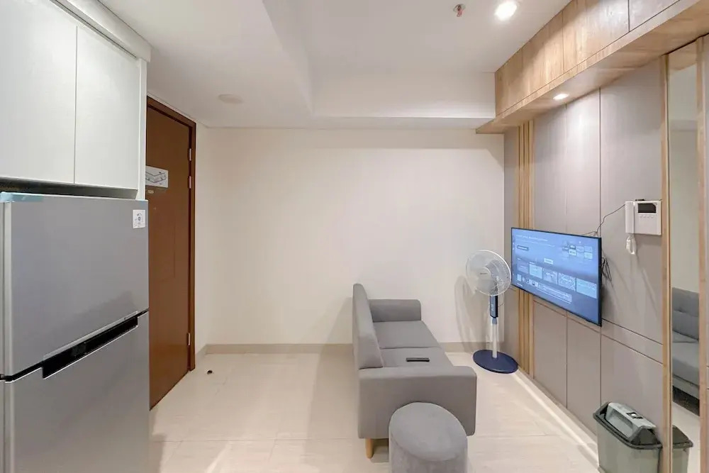 Cozy And Homey 2Br At Grand Sungkono Lagoon Apartment