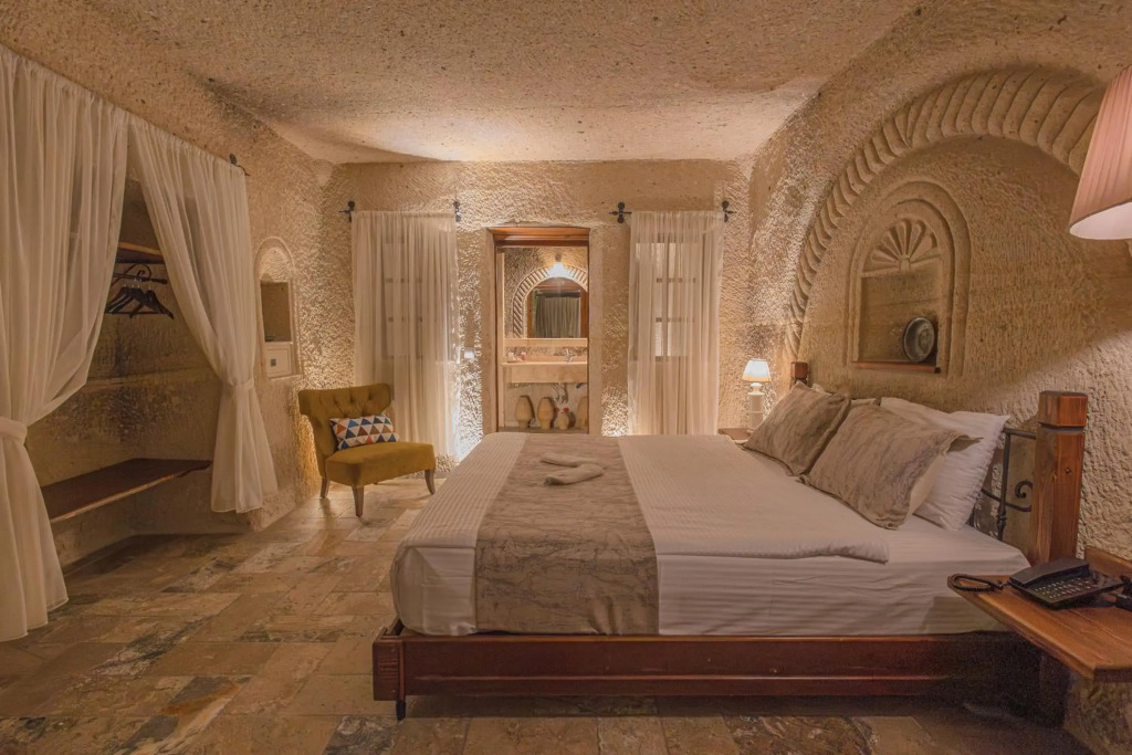 Osmanbey Cave House