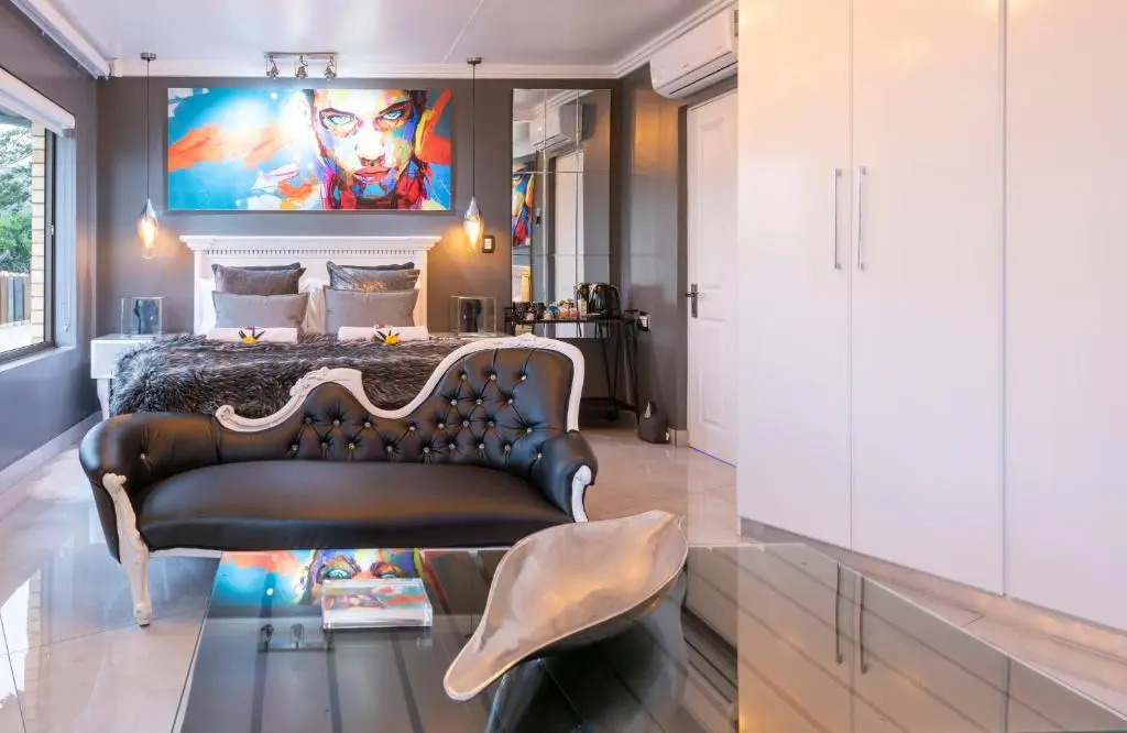 Wilderness Waters Boutique Suites - Adults Only