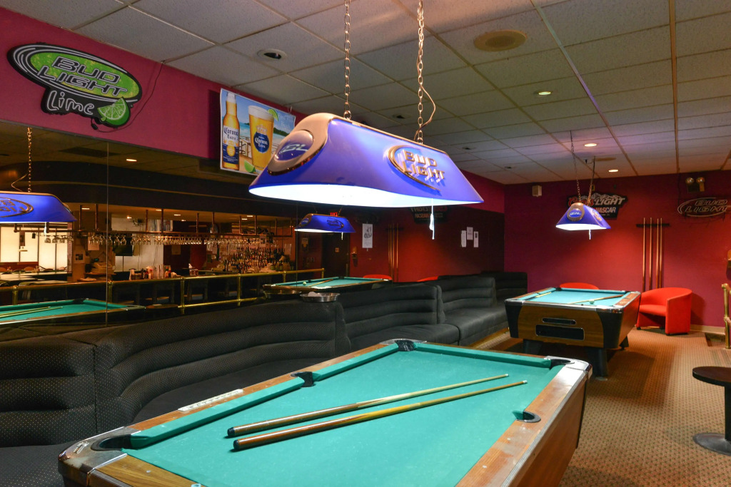Americas Best Value Inn and Suites Victoria