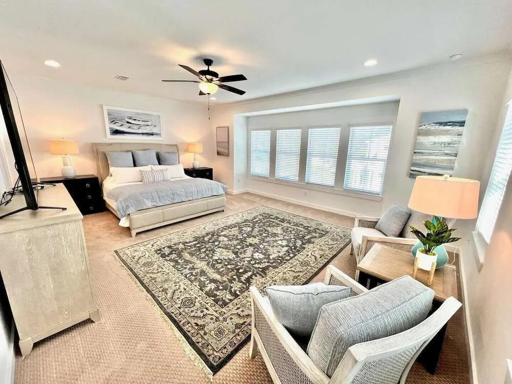 Beautiful 3br/2.5ba w/ Kayak Access, Sleeps 10