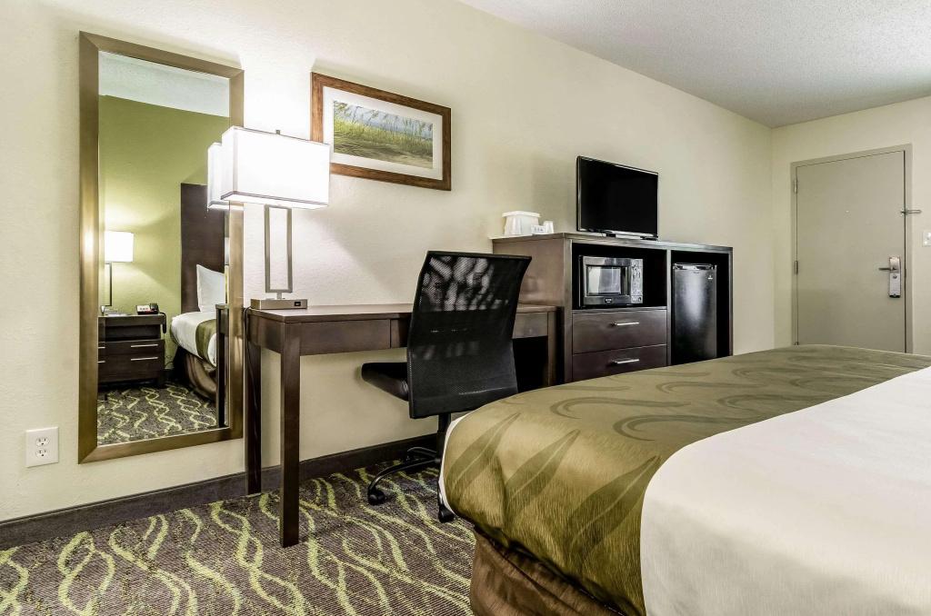 Quality Inn & Suites Creedmoor - Butner