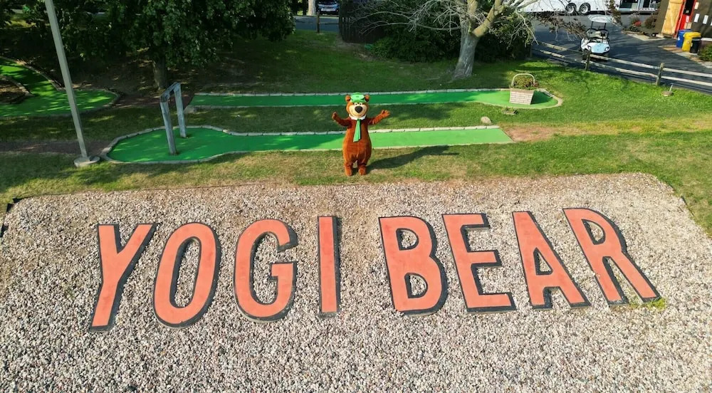 Yogi Bears Jellystone Park Camp-Resort Wisconsin Dells