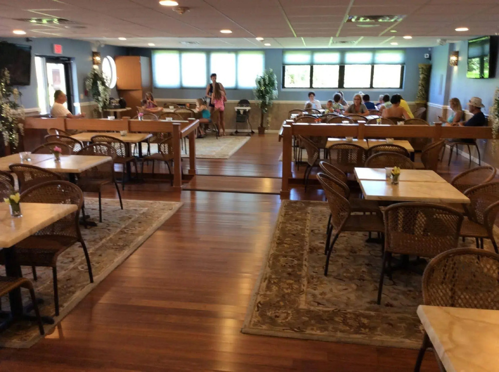 Las Olas Beach Club of Satellite Beach