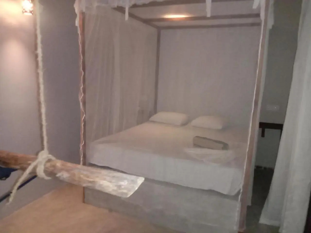 Coconut Surf Inn