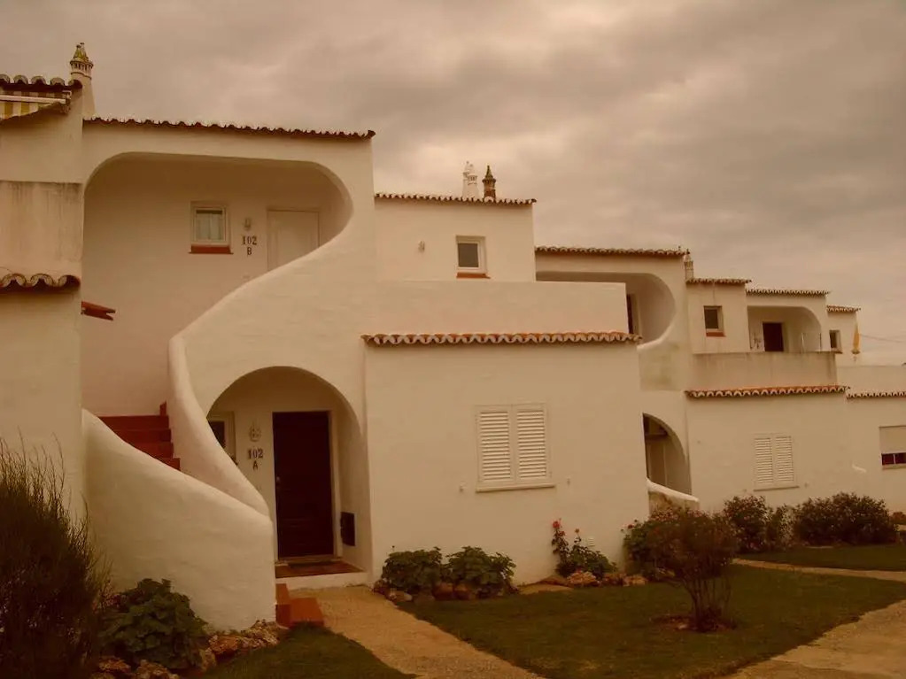 Vila Senhora Da Rocha