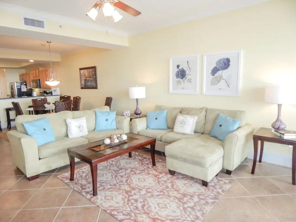 407 Holiday Isle 407 3 Bedroom Condo
